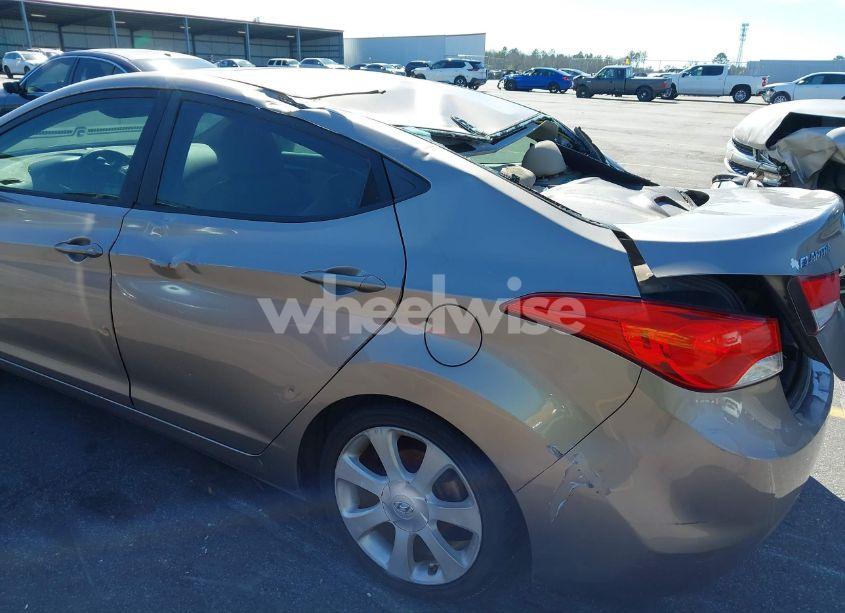 Photo 13 of 2011 Hyundai Elantra LIMITED (VIN 5NPDH4AE5BH013473)