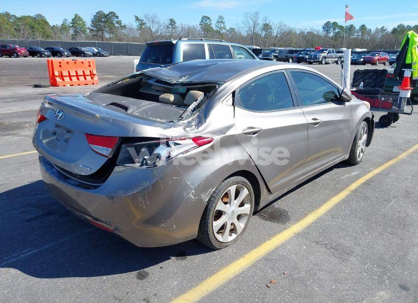 Photo 4 of 2011 Hyundai Elantra LIMITED (VIN 5NPDH4AE5BH013473)