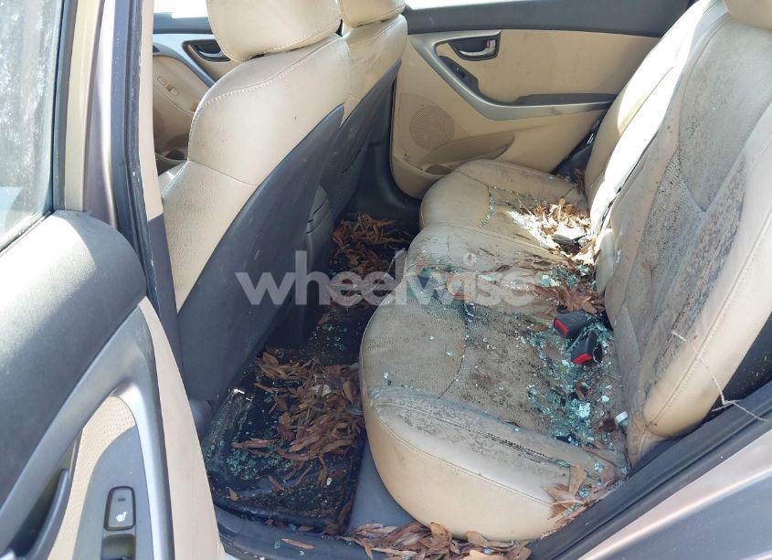 Photo 8 of 2011 Hyundai Elantra LIMITED (VIN 5NPDH4AE5BH013473)