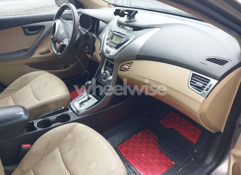 Photo 5 of 2011 Hyundai Elantra GLS (VIN 5NPDH4AE5BH025932)