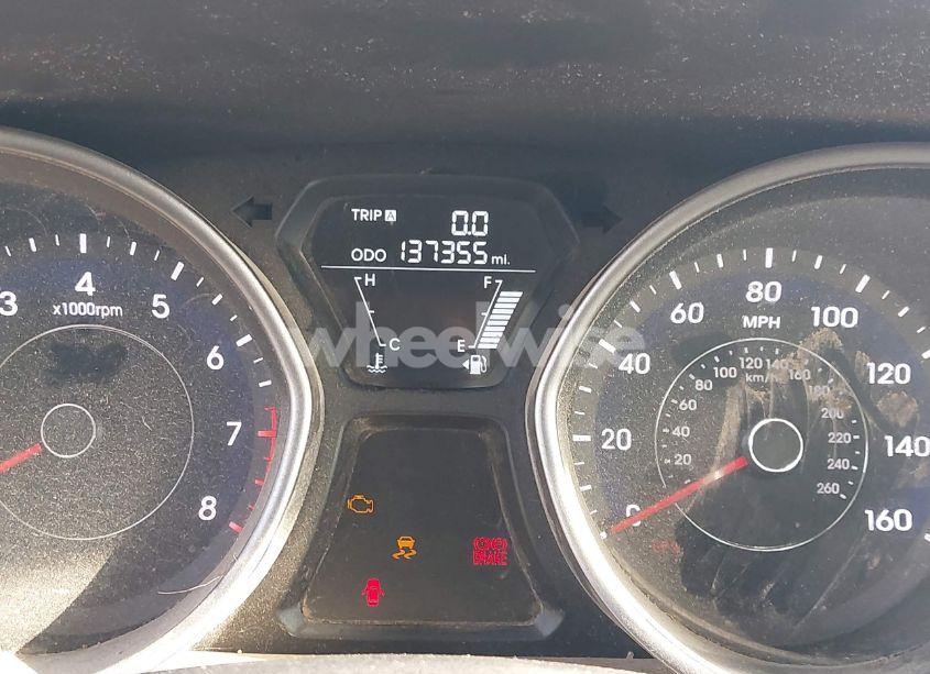 Photo 7 of 2011 Hyundai Elantra LIMITED (VIN 5NPDH4AE5BH046280)