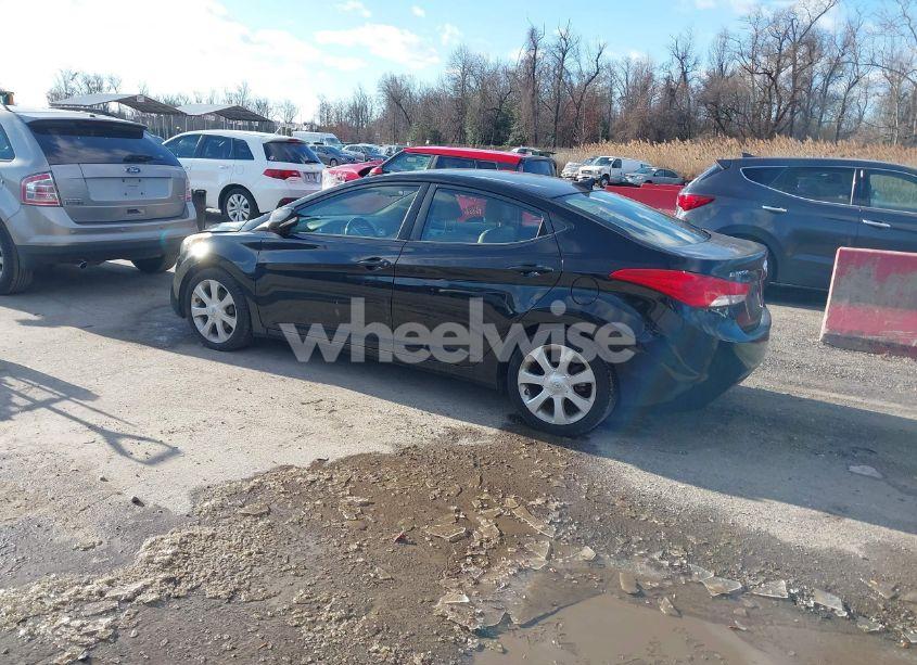 Photo 3 of 2011 Hyundai Elantra LIMITED (VIN 5NPDH4AE5BH076198)