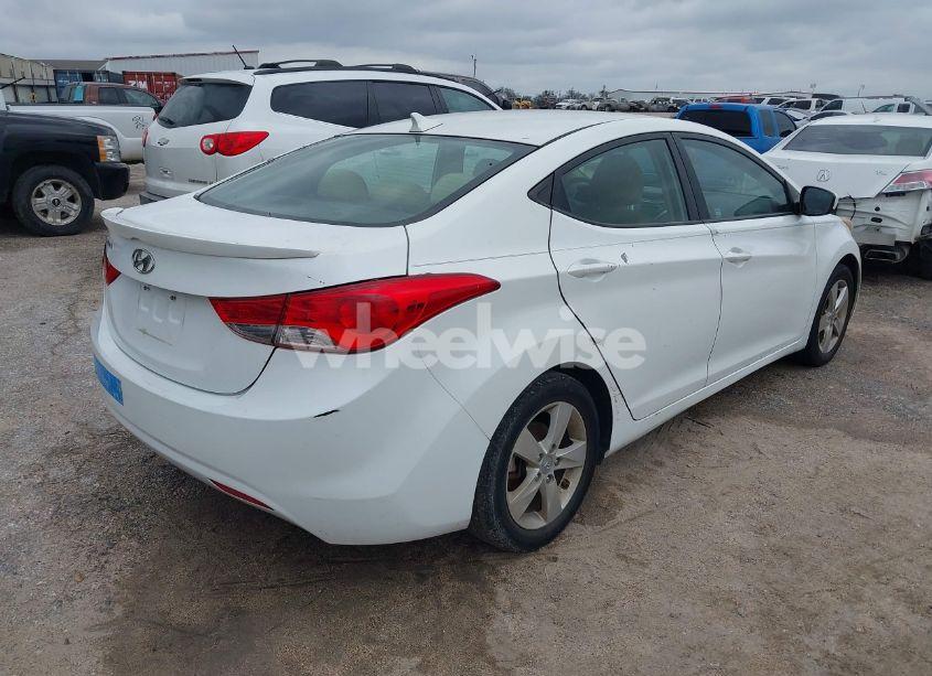Photo 4 of 2012 Hyundai Elantra GLS (VIN 5NPDH4AE5CH094685)