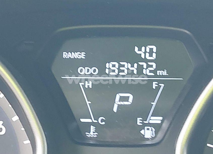 Photo 15 of 2012 Hyundai Elantra LIMITED (VIN 5NPDH4AE5CH100730)