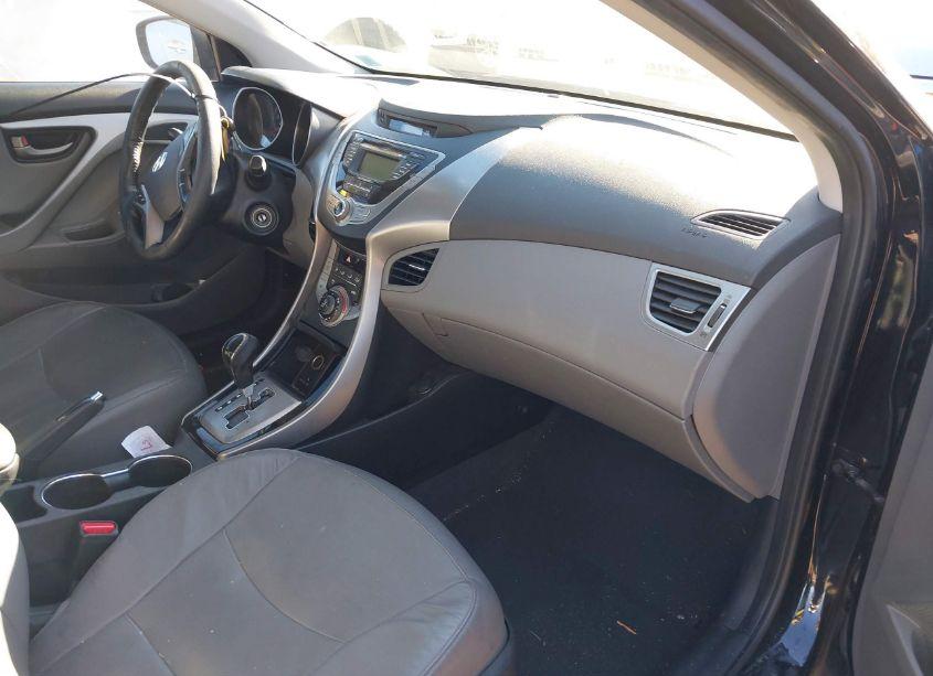 Photo 5 of 2013 Hyundai Elantra LIMITED (VIN 5NPDH4AE5DH187076)