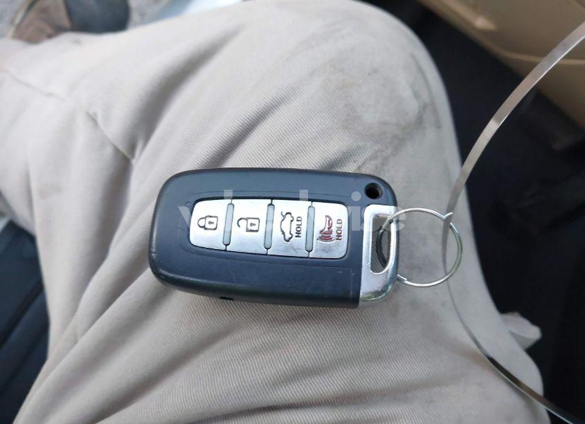 Photo 11 of 2013 Hyundai Elantra LIMITED (VIN 5NPDH4AE5DH200358)