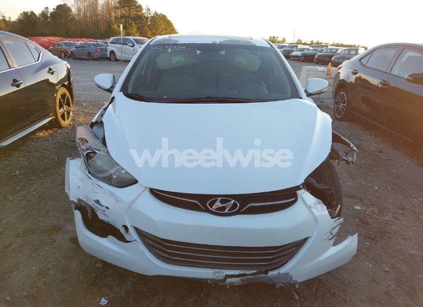Photo 13 of 2013 Hyundai Elantra LIMITED (VIN 5NPDH4AE5DH200358)