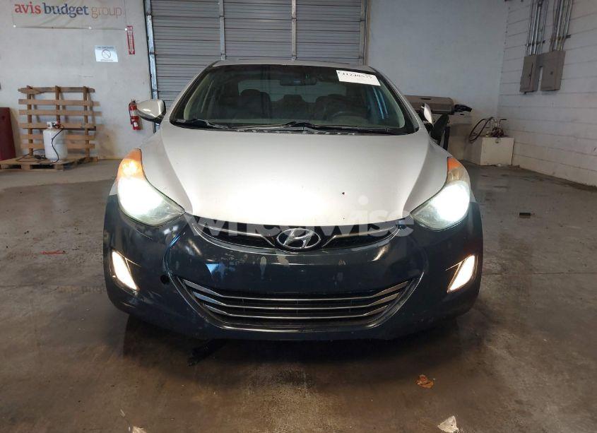 Photo 12 of 2013 Hyundai Elantra LIMITED (VIN 5NPDH4AE5DH233604)