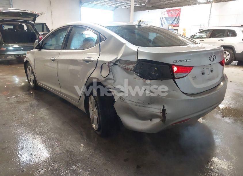 Photo 3 of 2013 Hyundai Elantra LIMITED (VIN 5NPDH4AE5DH233604)