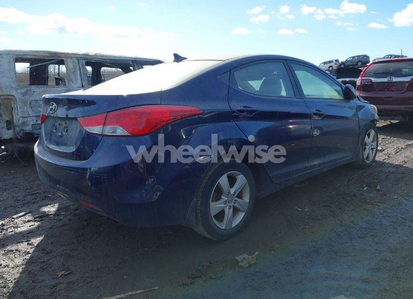 Photo 4 of 2013 Hyundai Elantra GLS (VIN 5NPDH4AE5DH239984)