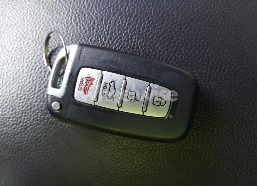 Photo 11 of 2013 Hyundai Elantra LIMITED (VIN 5NPDH4AE5DH245381)