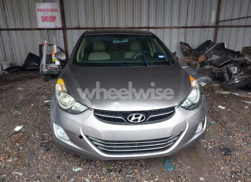 Photo 12 of 2013 Hyundai Elantra LIMITED (VIN 5NPDH4AE5DH245381)