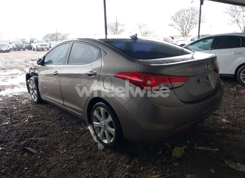 Photo 3 of 2013 Hyundai Elantra LIMITED (VIN 5NPDH4AE5DH245381)