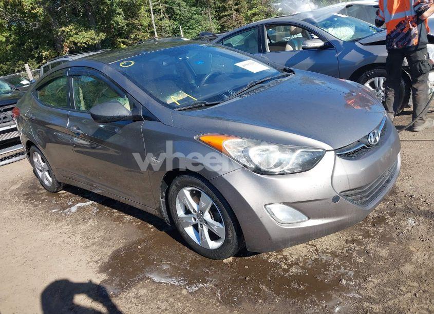 2013 Hyundai Elantra GLS (VIN 5NPDH4AE5DH258230) main photo