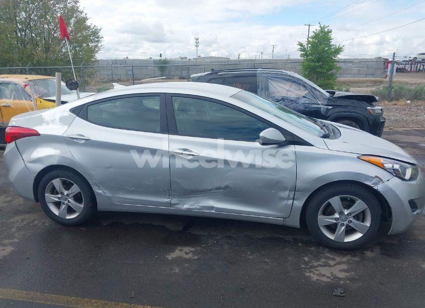 Photo 13 of 2013 Hyundai Elantra GLS (VIN 5NPDH4AE5DH274900)