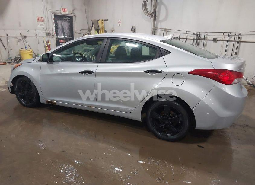 Photo 3 of 2013 Hyundai Elantra GLS (VIN 5NPDH4AE5DH276713)