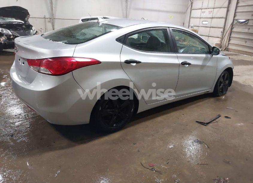 Photo 4 of 2013 Hyundai Elantra GLS (VIN 5NPDH4AE5DH276713)