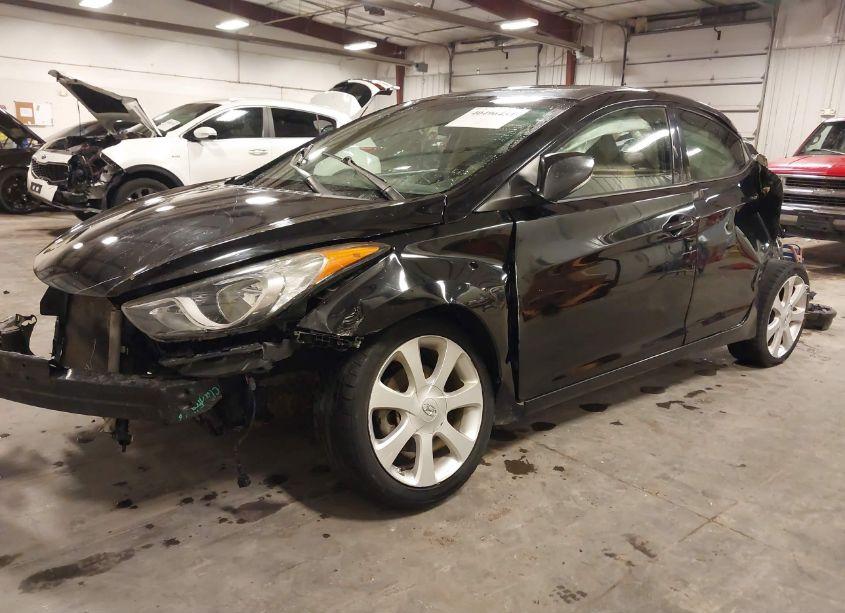 Photo 2 of 2013 Hyundai Elantra LIMITED (VIN 5NPDH4AE5DH278462)