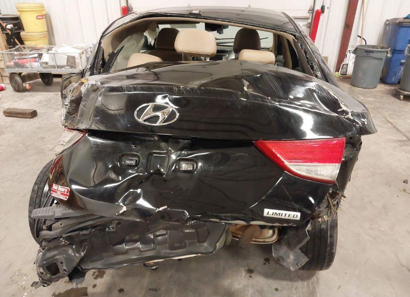 Photo 21 of 2013 Hyundai Elantra LIMITED (VIN 5NPDH4AE5DH278462)