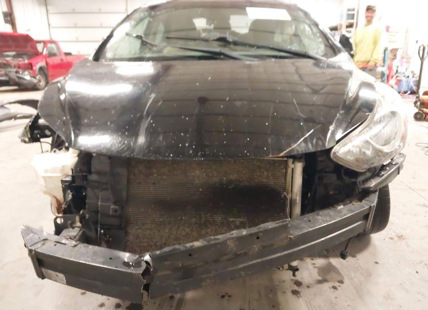 Photo 6 of 2013 Hyundai Elantra LIMITED (VIN 5NPDH4AE5DH278462)