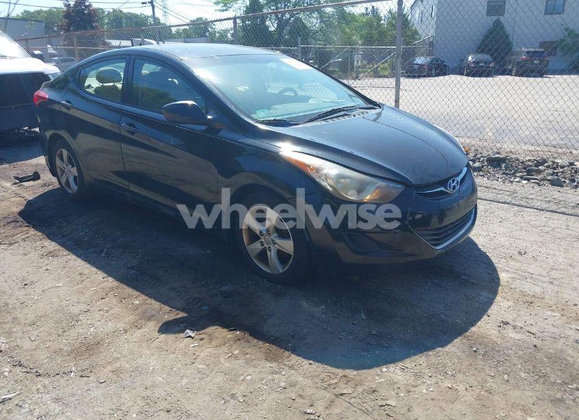 2013 Hyundai Elantra GLS (VIN 5NPDH4AE5DH284603) main photo