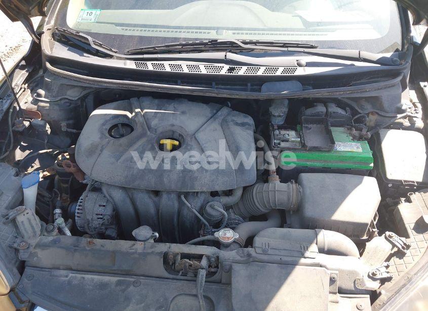 Photo 10 of 2013 Hyundai Elantra GLS (VIN 5NPDH4AE5DH284603)
