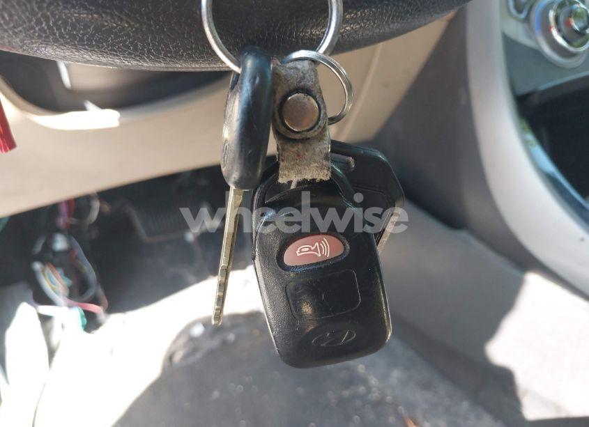 Photo 11 of 2013 Hyundai Elantra GLS (VIN 5NPDH4AE5DH284603)