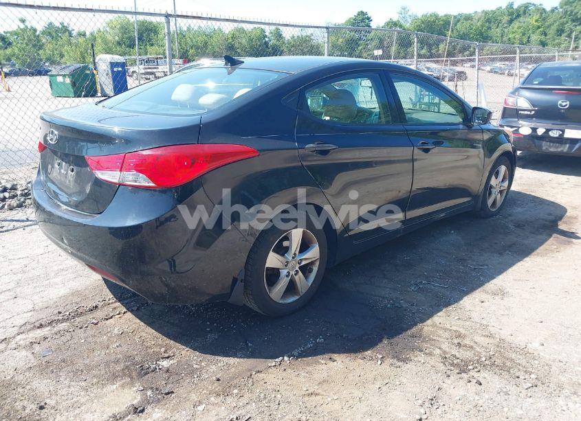 Photo 4 of 2013 Hyundai Elantra GLS (VIN 5NPDH4AE5DH284603)