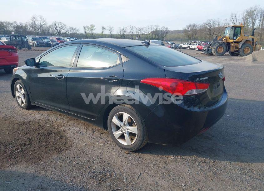 Photo 3 of 2013 Hyundai Elantra GLS (VIN 5NPDH4AE5DH287033)