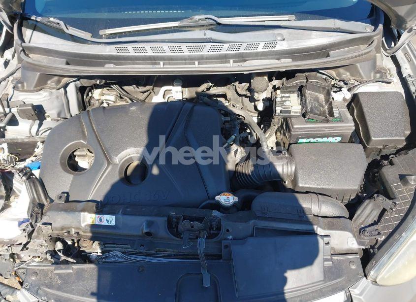 Photo 10 of 2013 Hyundai Elantra GLS (VIN 5NPDH4AE5DH297965)