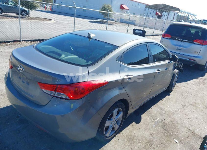 Photo 4 of 2013 Hyundai Elantra GLS (VIN 5NPDH4AE5DH297965)