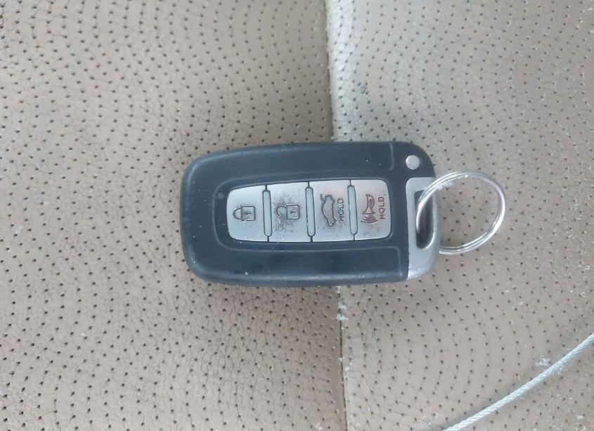 Photo 11 of 2013 Hyundai Elantra LIMITED (VIN 5NPDH4AE5DH311332)