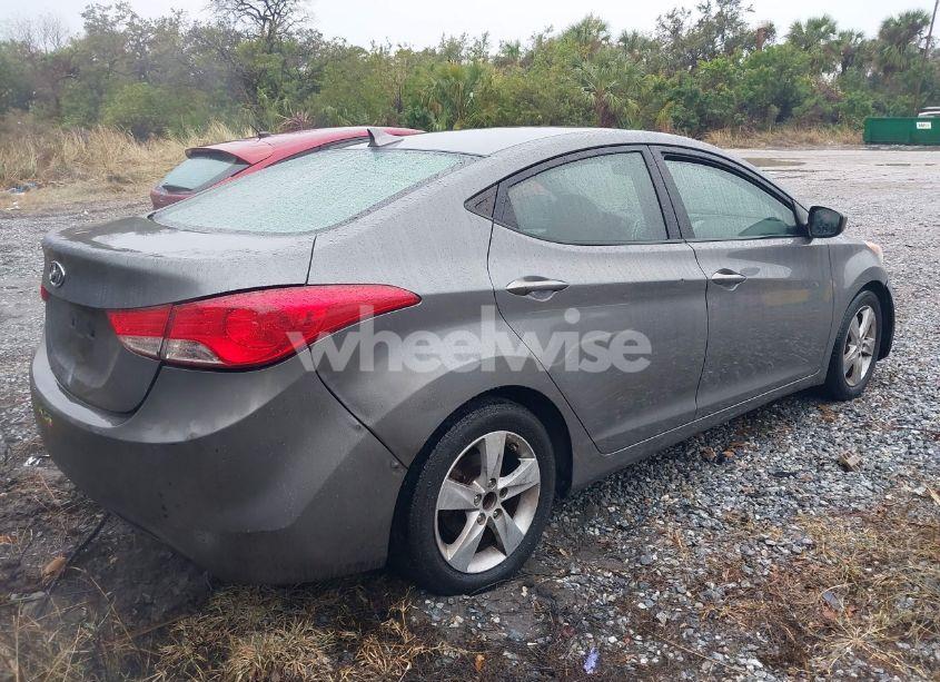 Photo 4 of 2013 Hyundai Elantra GLS (VIN 5NPDH4AE5DH314702)