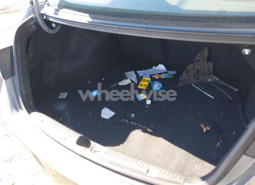 Photo 12 of 2013 Hyundai Elantra GLS (VIN 5NPDH4AE5DH319057)