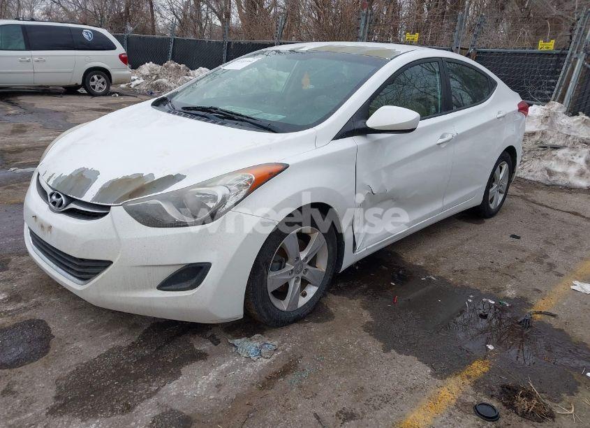 Photo 2 of 2013 Hyundai Elantra GLS (VIN 5NPDH4AE5DH324842)