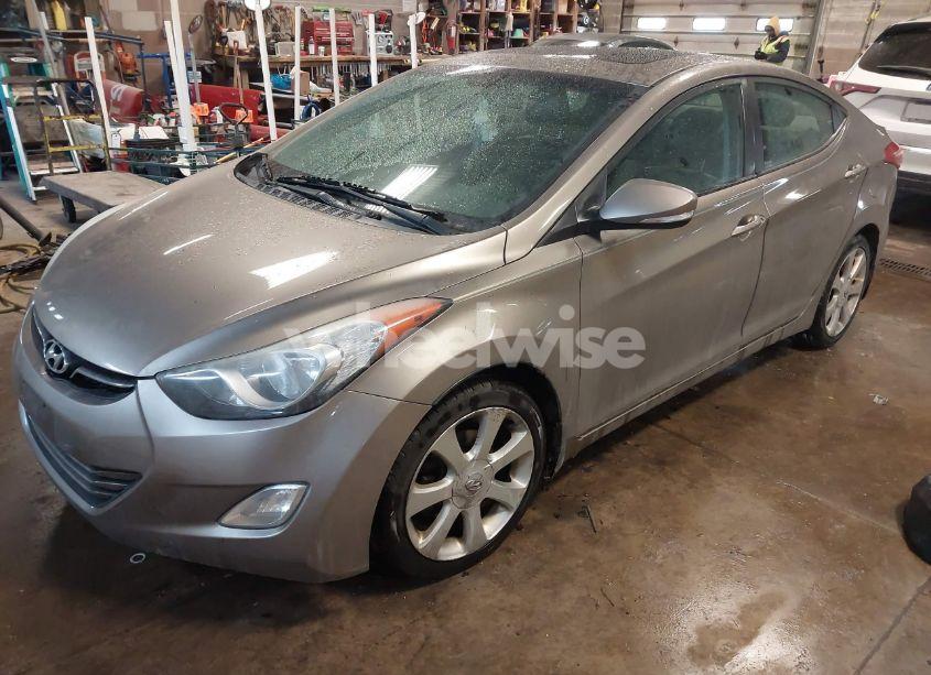 Photo 2 of 2013 Hyundai Elantra LIMITED (VIN 5NPDH4AE5DH336425)