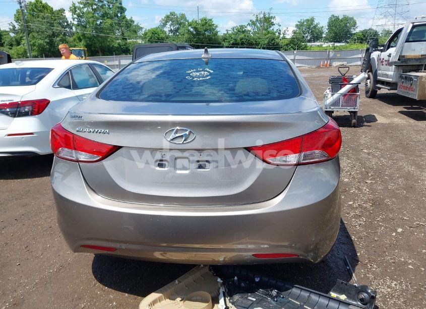 Photo 16 of 2013 Hyundai Elantra GLS (VIN 5NPDH4AE5DH336439)