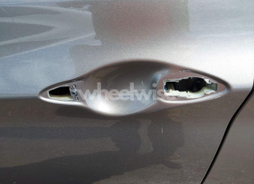 Photo 17 of 2013 Hyundai Elantra GLS (VIN 5NPDH4AE5DH336439)