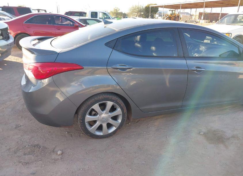 Photo 12 of 2013 Hyundai Elantra LIMITED (VIN 5NPDH4AE5DH340748)