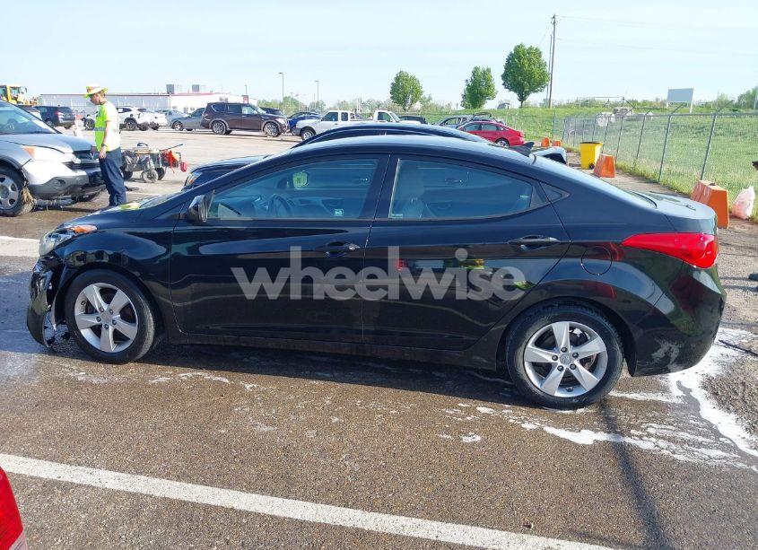 Photo 15 of 2013 Hyundai Elantra GLS (VIN 5NPDH4AE5DH342273)