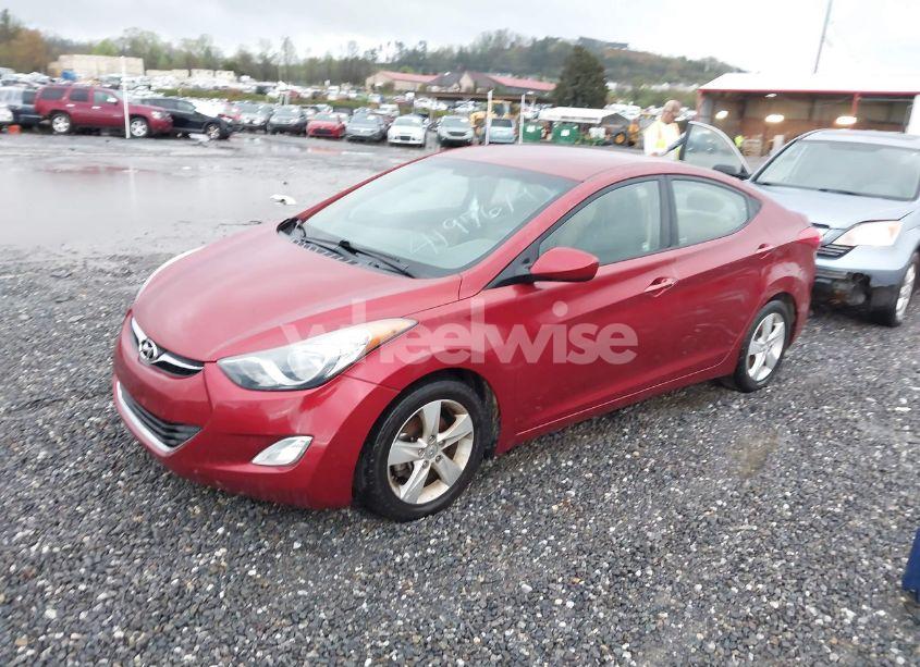 Photo 2 of 2013 Hyundai Elantra GLS (VIN 5NPDH4AE5DH347084)