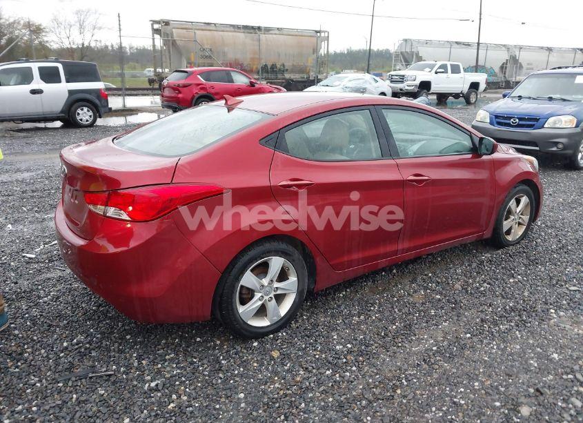 Photo 4 of 2013 Hyundai Elantra GLS (VIN 5NPDH4AE5DH347084)