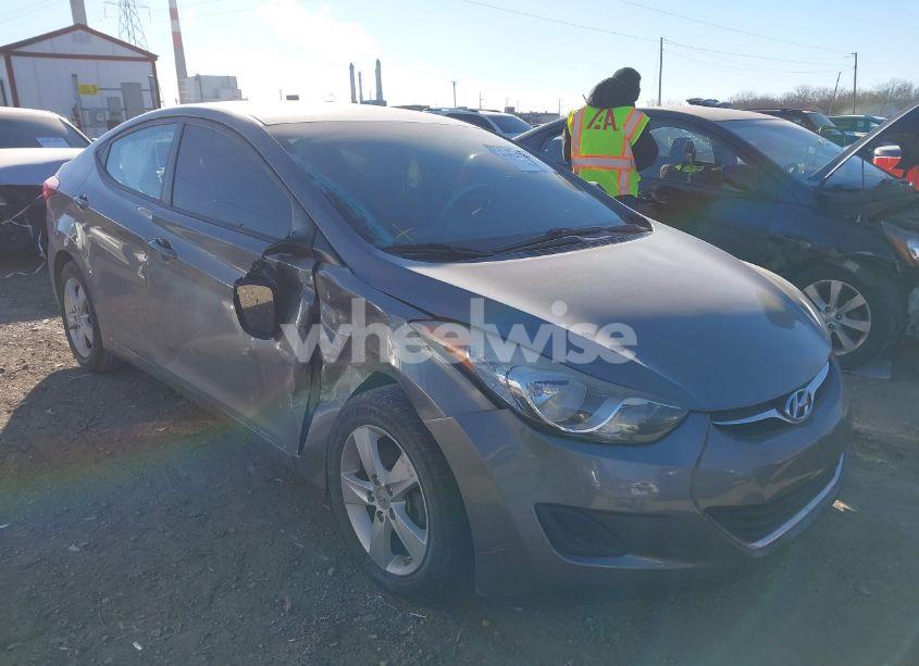 2013 Hyundai Elantra GLS (VIN 5NPDH4AE5DH349367) main photo