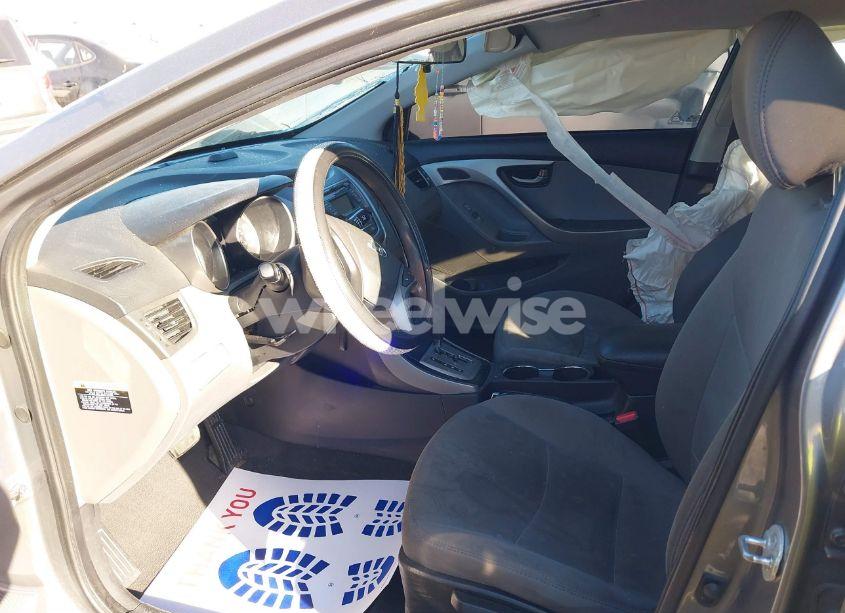 Photo 5 of 2013 Hyundai Elantra GLS (VIN 5NPDH4AE5DH349367)