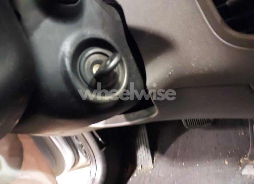 Photo 11 of 2013 Hyundai Elantra GLS (VIN 5NPDH4AE5DH352611)