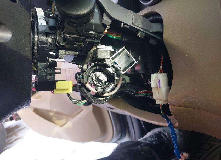 Photo 6 of 2013 Hyundai Elantra GLS (VIN 5NPDH4AE5DH355640)