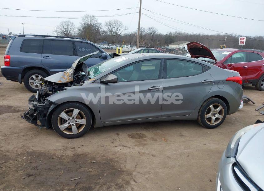 Photo 15 of 2013 Hyundai Elantra GLS (VIN 5NPDH4AE5DH355900)