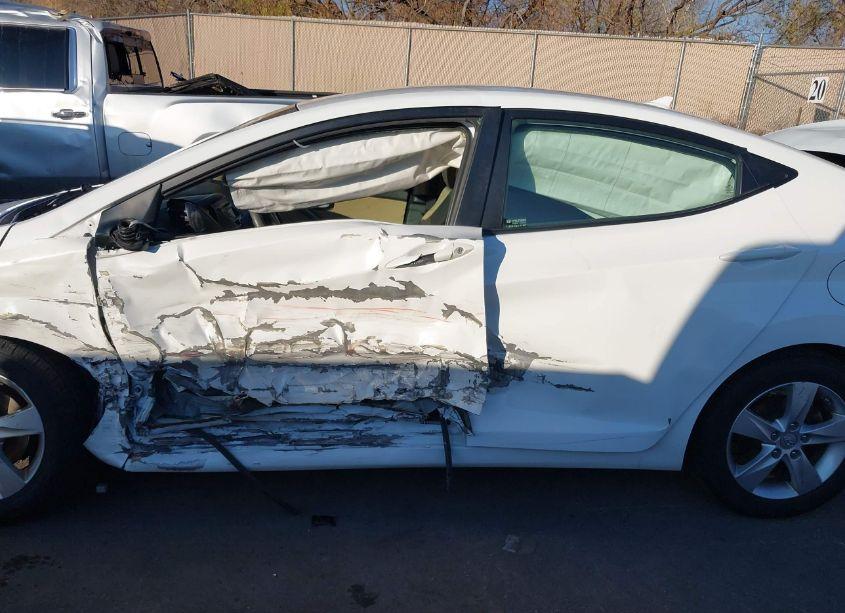 Photo 13 of 2013 Hyundai Elantra GLS (VIN 5NPDH4AE5DH361860)