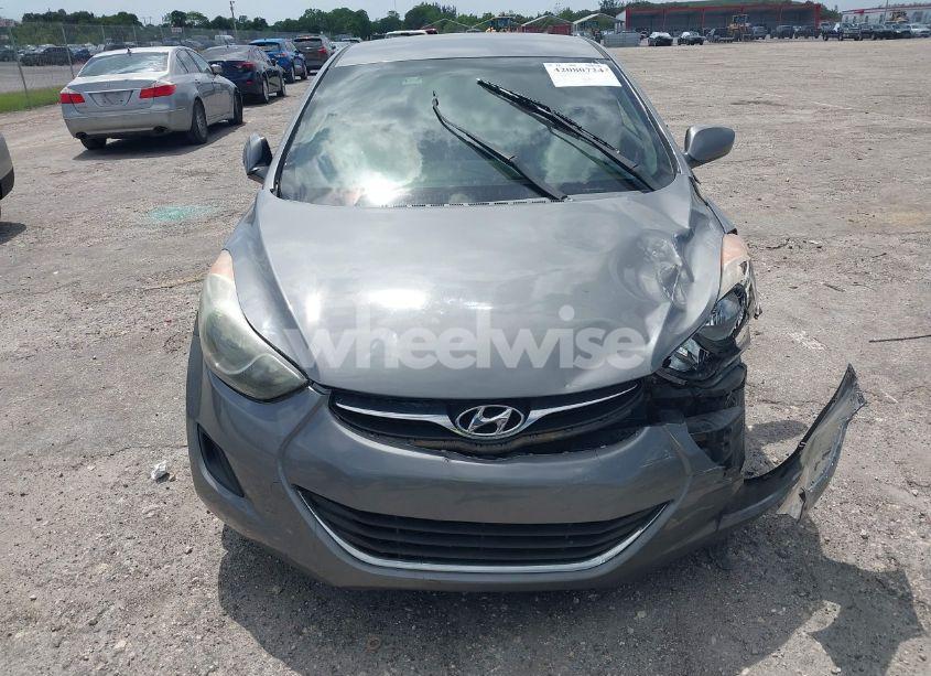 Photo 12 of 2013 Hyundai Elantra GLS (VIN 5NPDH4AE5DH367514)