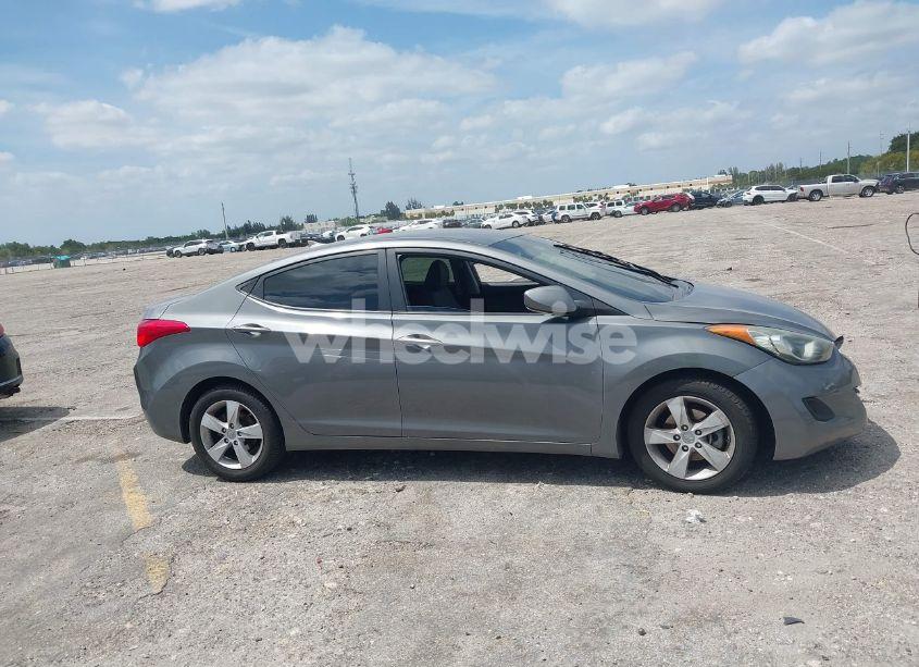 Photo 13 of 2013 Hyundai Elantra GLS (VIN 5NPDH4AE5DH367514)
